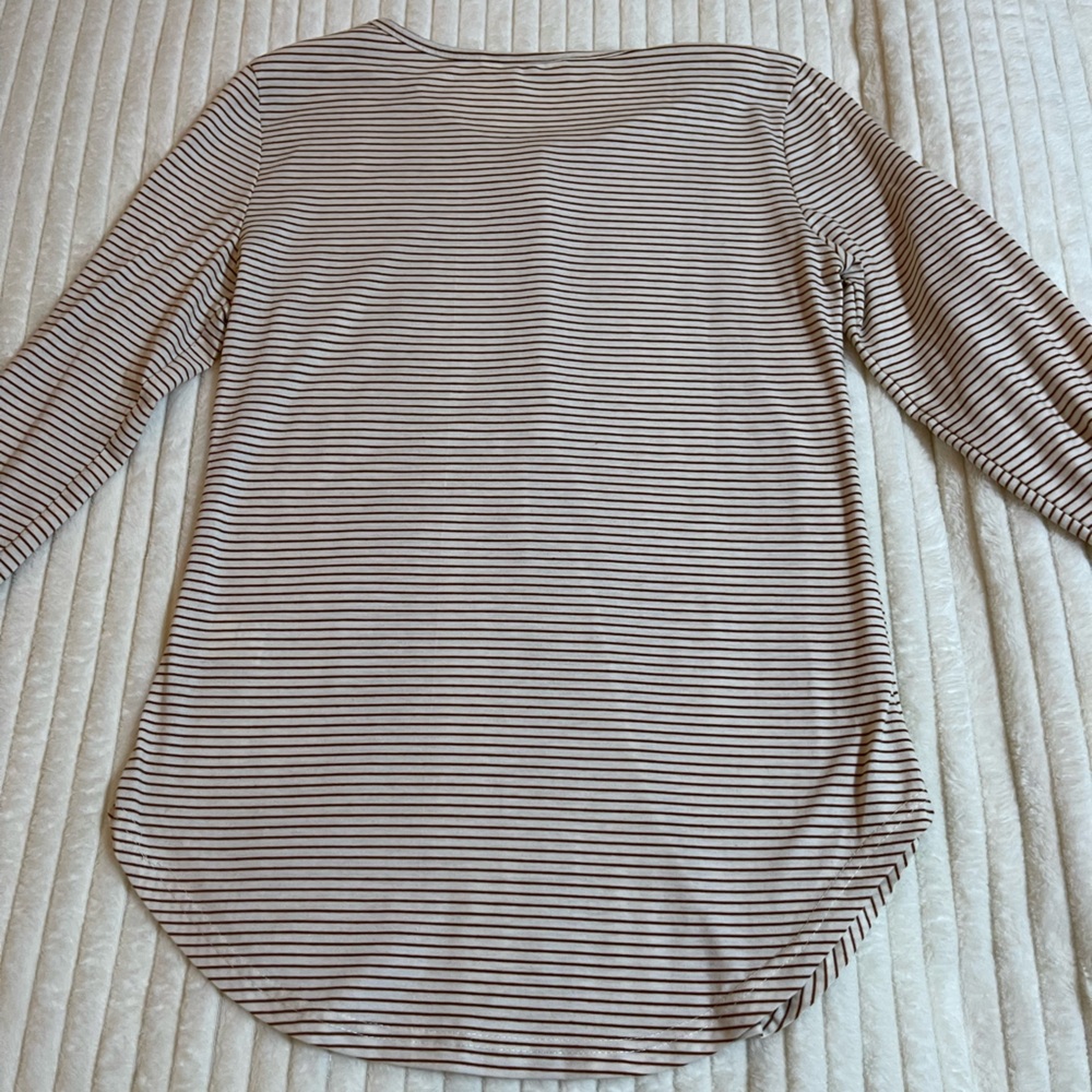 Boutique | Striped Women's Top | Lace Detail - Picture 12 of 13